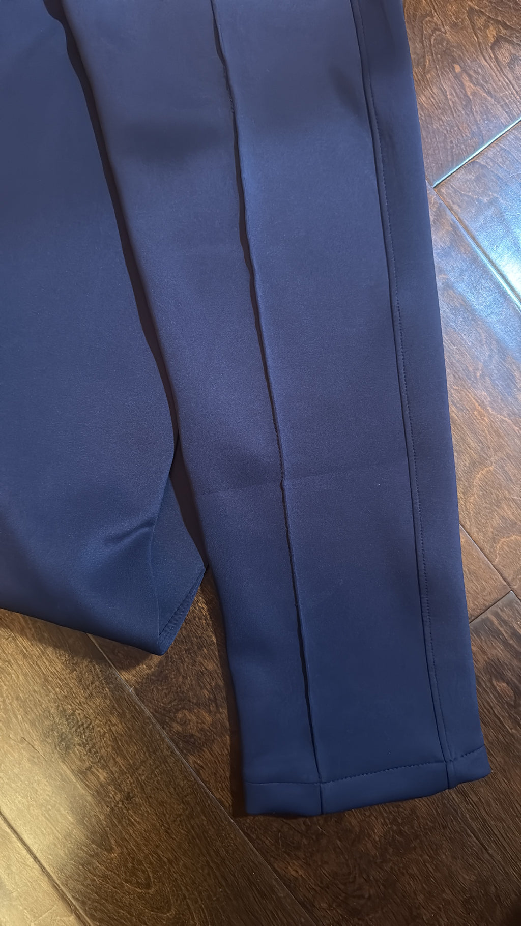 Bleus Collection Pin Tucked Seam Pants